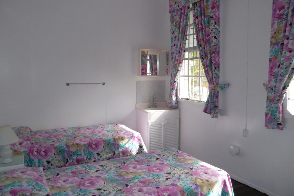 Beach Guest House Cleverdale Bridgetown Zewnętrze zdjęcie